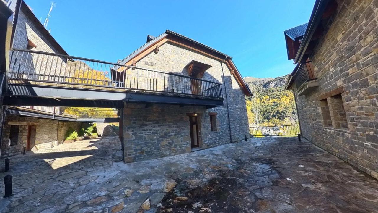 Villa R'Arco - Tucasaenlospirineos Escarrilla Kültér fotó