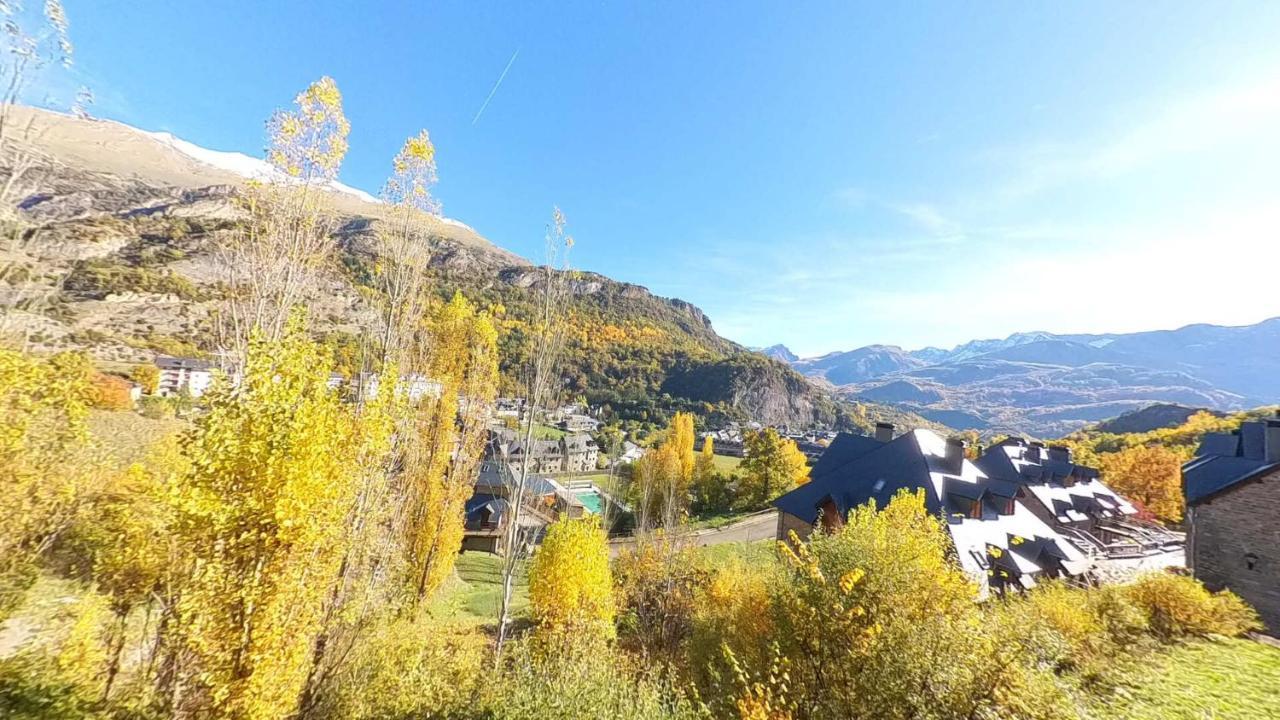 Villa R'Arco - Tucasaenlospirineos Escarrilla Kültér fotó